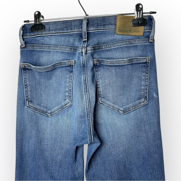 Denim Forum The Nico Mid Rise Skinny Crop in Medium Lagoon 26 - Picture 4 of 9